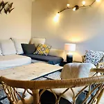 Au Chalet Des Oiseaux Migrateurs